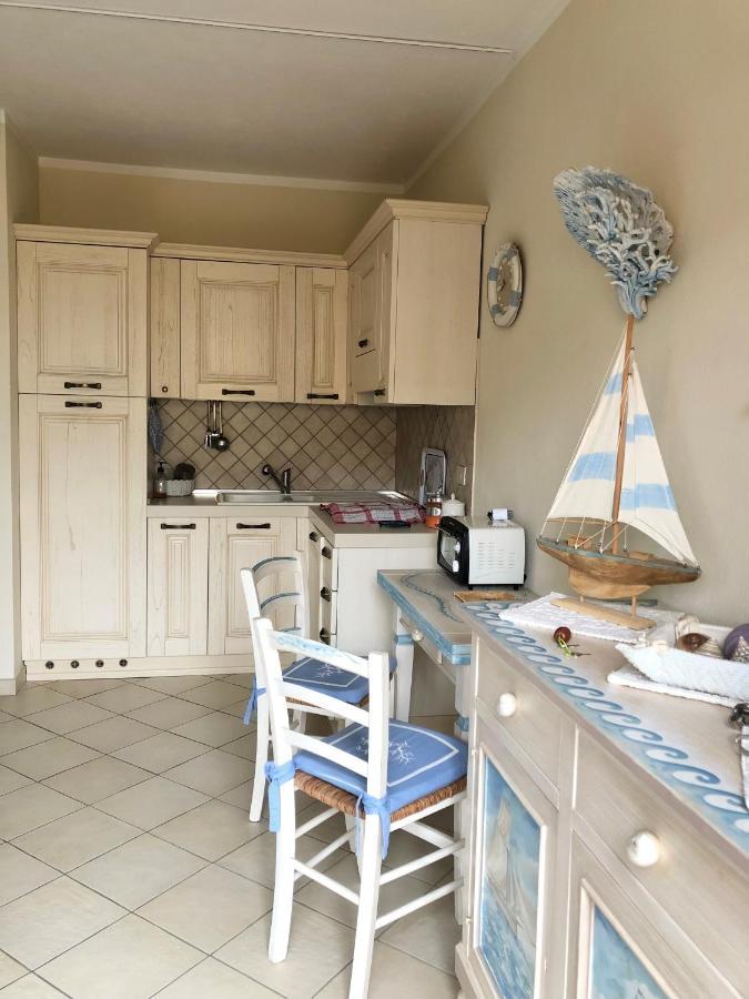 The Home Palau Luaran gambar
